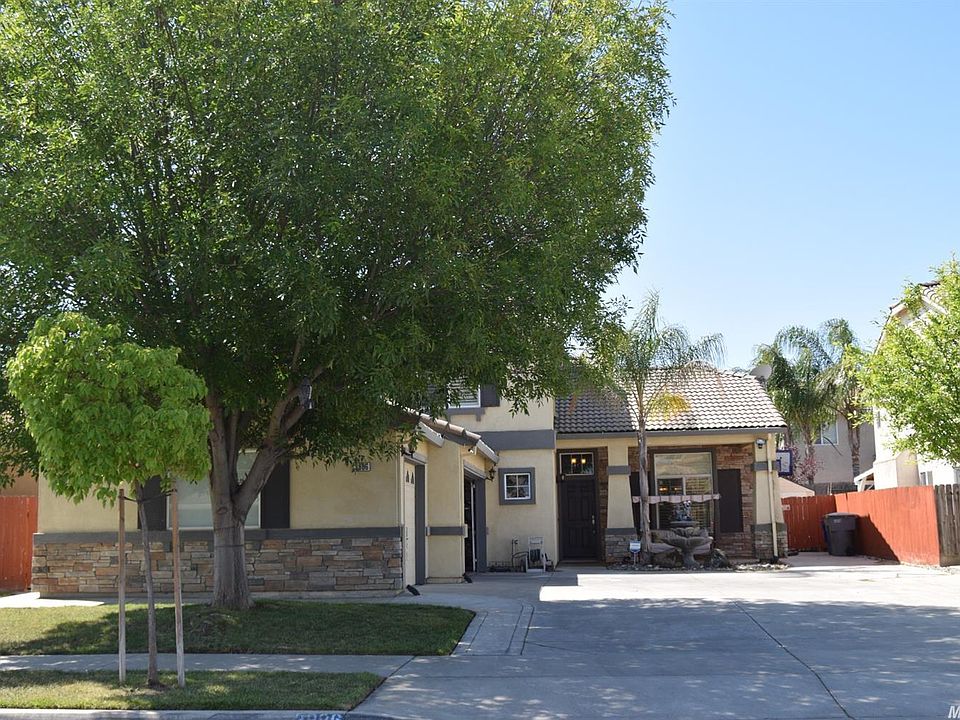 1st image of 3886 Belleza Dr