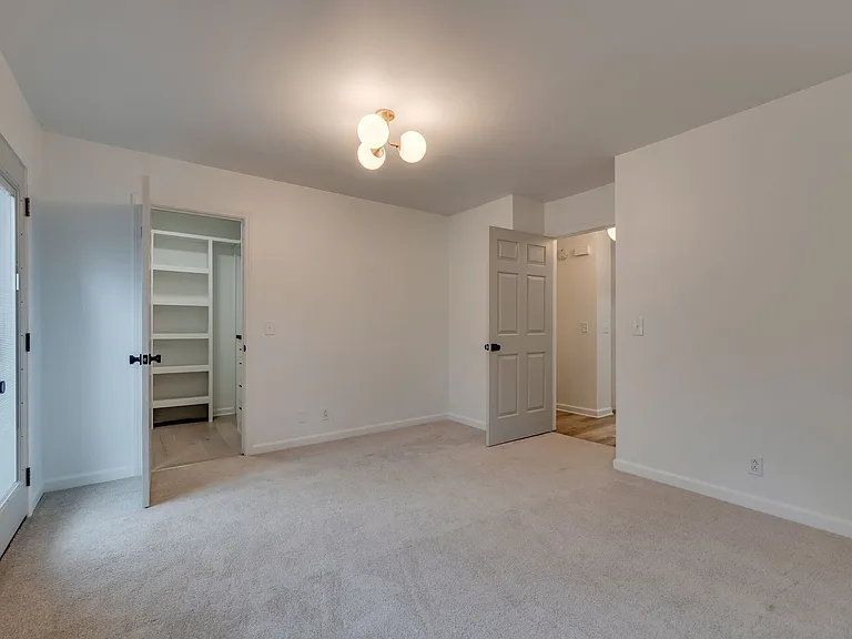 102 Villa View Ct — Photo 21