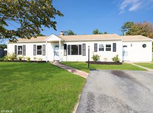 20 Jackson Rd, Hanover, MA 02339