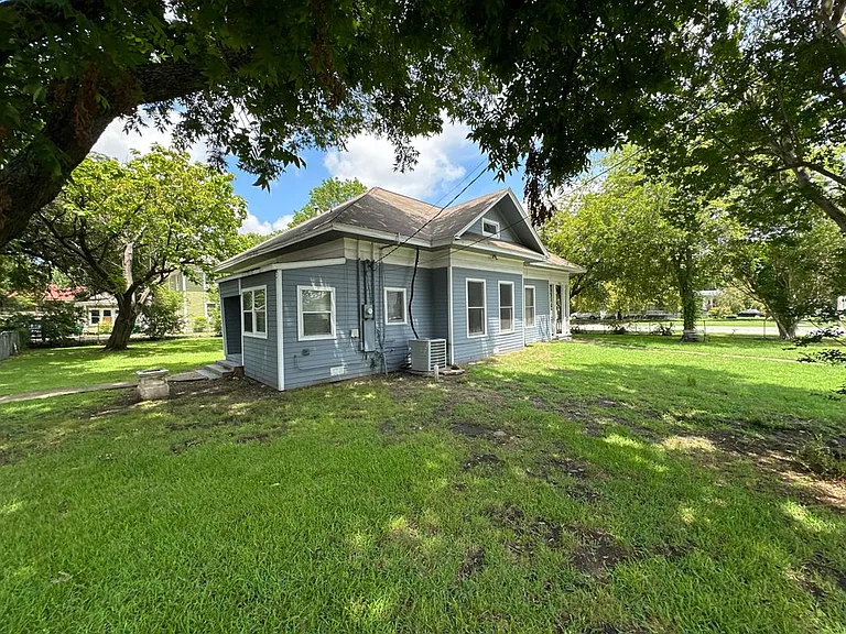 501 N Virginia St — Photo 18