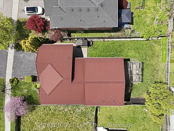 5th image of 210 Hawthorne Rd