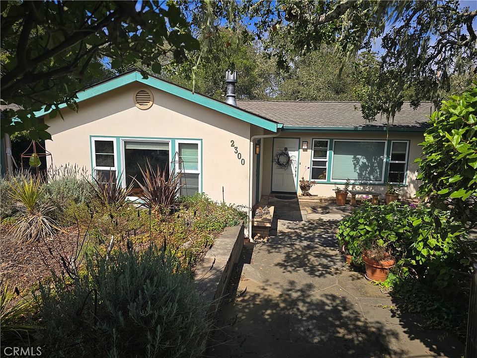 1st image of 2300 Pineridge Dr