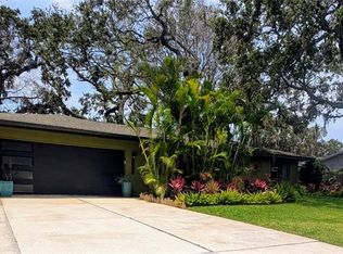 8260 32nd Ave N, Saint Petersburg, FL 33710