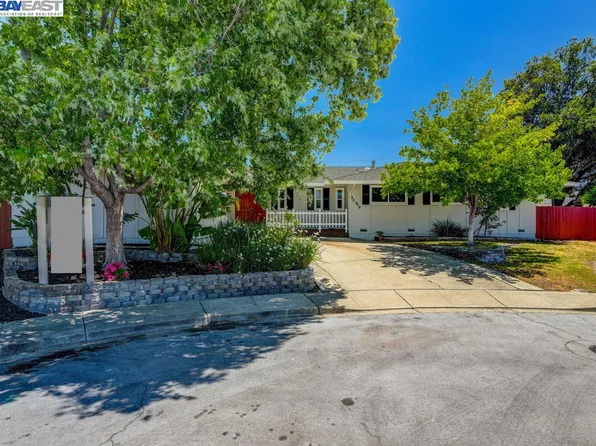 40874 Calido Pl, Fremont, CA 94539