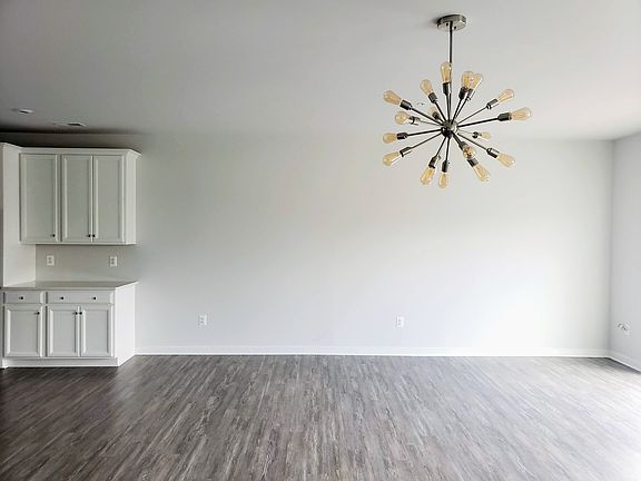 3rd image of 5906 Laurel Bed Ln Unit B