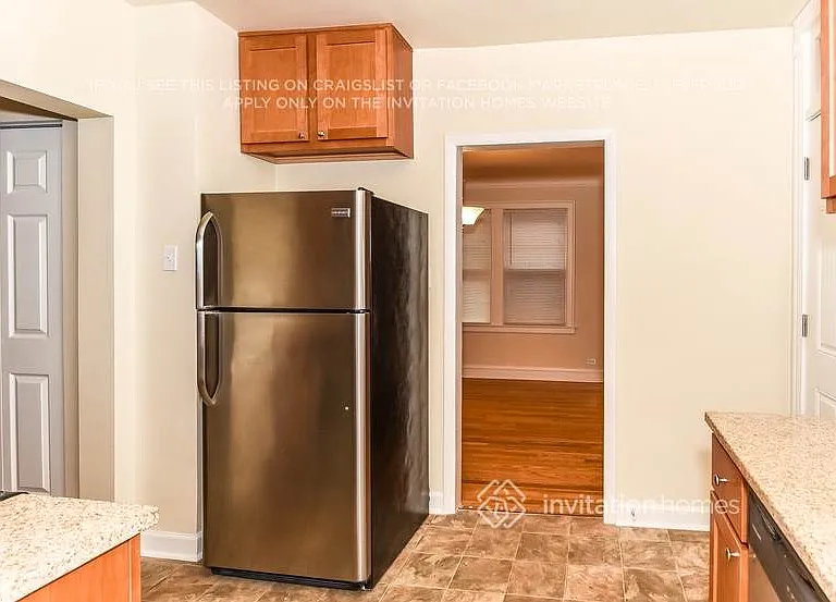 9201 S Claremont Ave — Photo 11