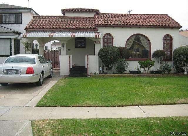 1st image of 522 W 105th St
