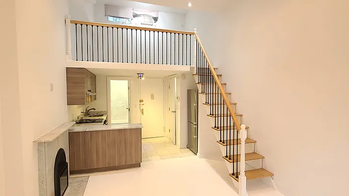 Rented by Aryeh Realty | media 13