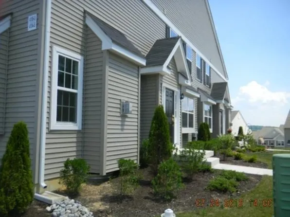 4104 Bunker Hill Dr S, Coopersburg, PA 18036