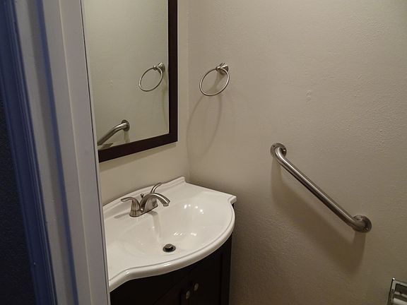 5th image of 6742 137th Ave NE APT 430