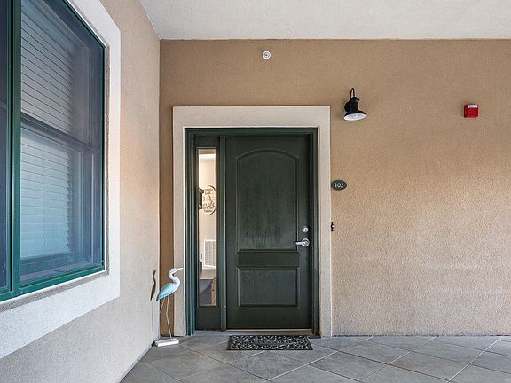 4th image of 100 Bridgewater Pointe Pl Unit 102