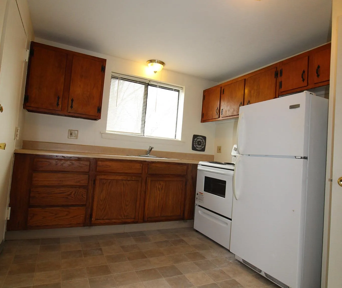 2 bed, 800 sqft, $1,395 — Photo 4