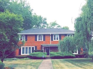 14207 Shaker Blvd, Shaker Heights, OH 44120