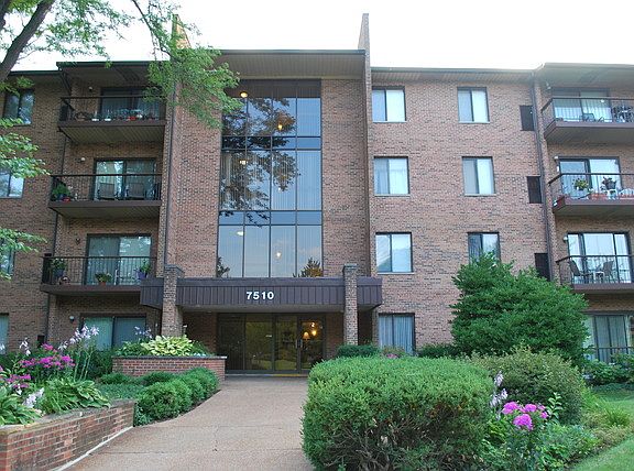 2nd image of 7510 Farmingdale Dr APT 205