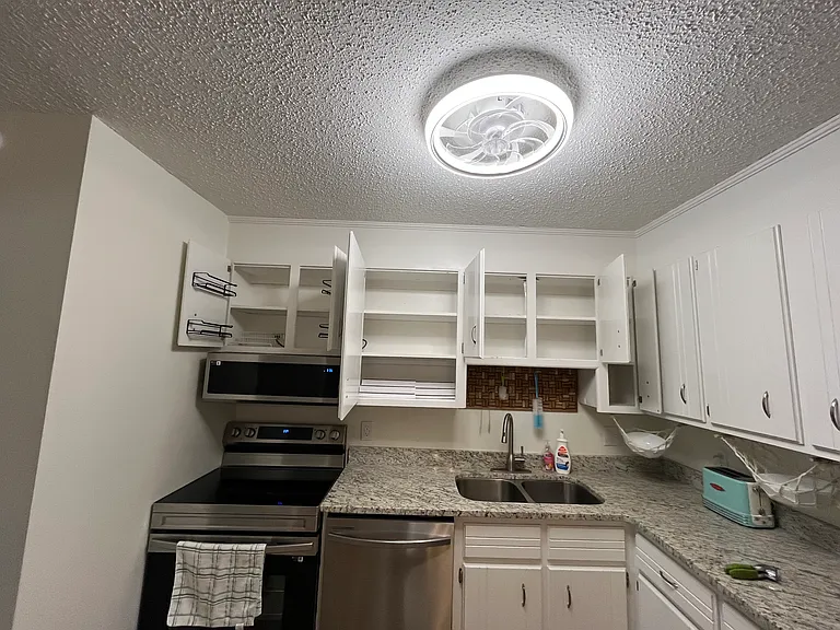 723 Poplar St — Photo 35