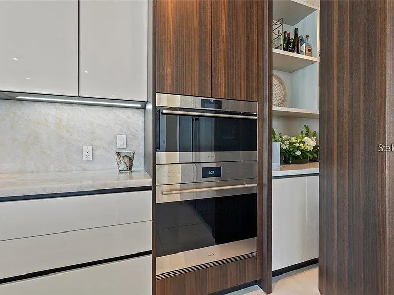 111 Golden Gate Point #Penthouse 802 — Photo 11
