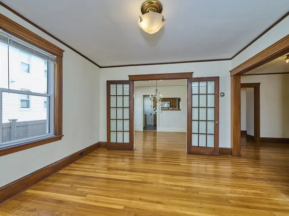 17 Elmira St #A, Boston, MA 02135