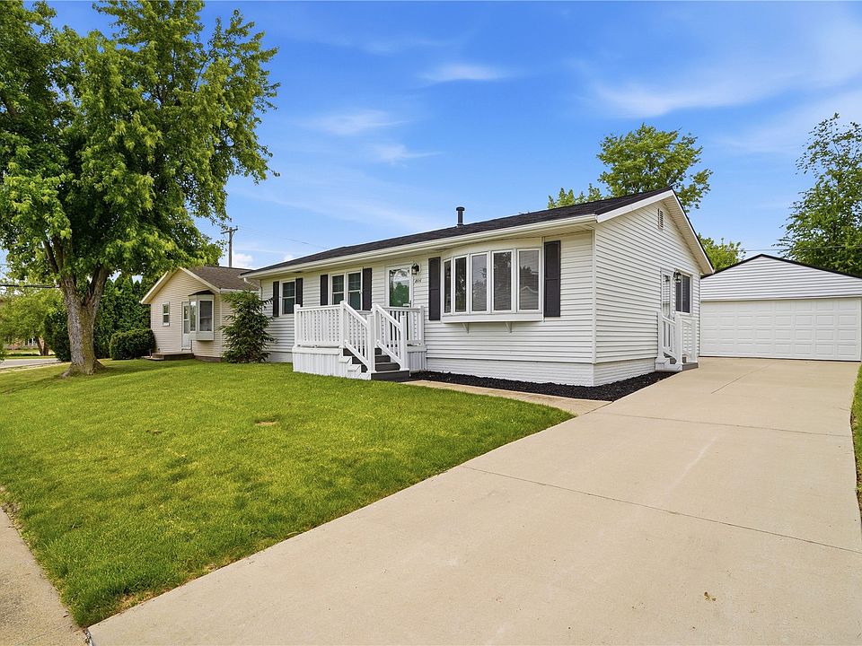 806 29th St NW, Cedar Rapids, IA 52405 | Zillow