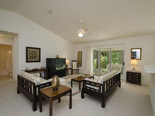4th image of 269 Bayou Forest Dr W