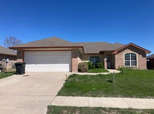 303 Leo Ln, Killeen, TX 76542