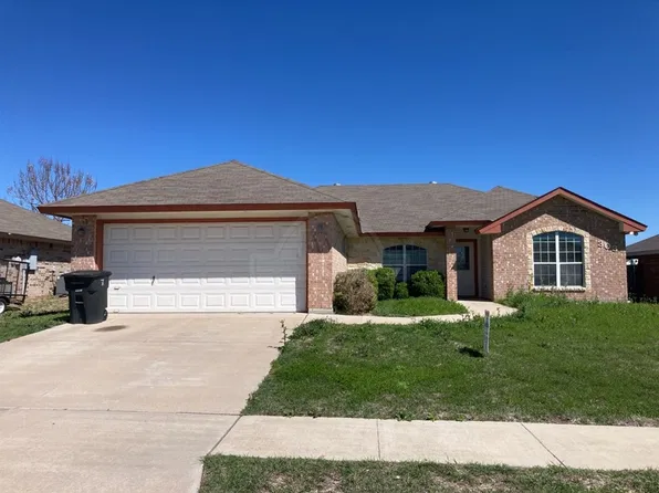 303 Leo Ln, Killeen, TX 76542