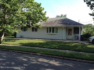 4 Saint Moritz Pl, Toms River, NJ 08753