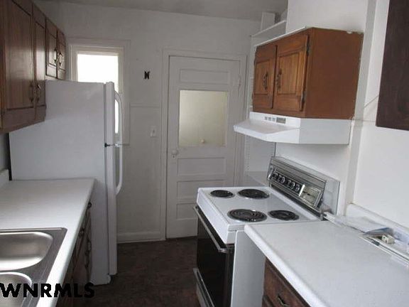 2nd image of 2514 Avenue E