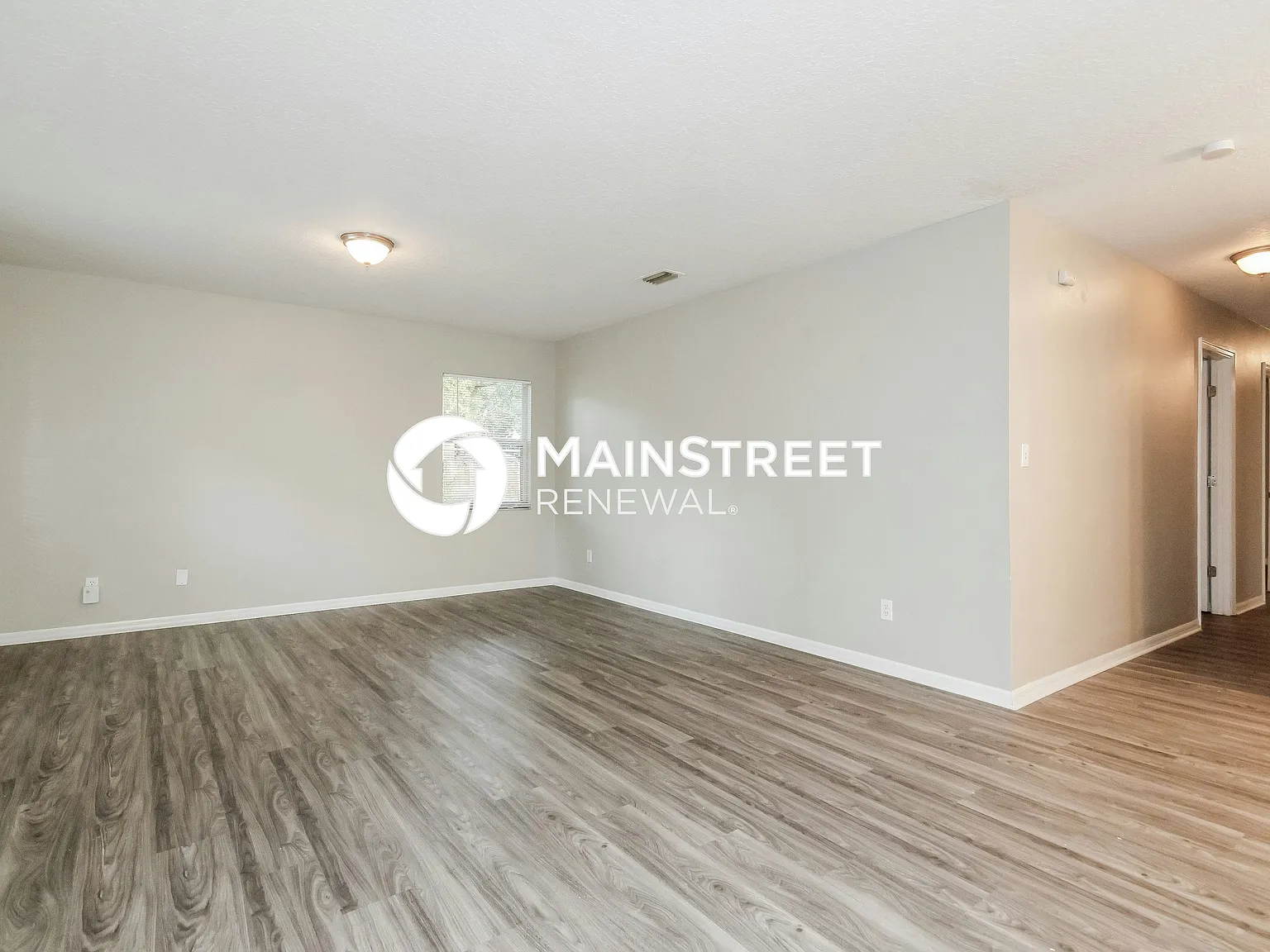 913 E Ida St — Photo 3
