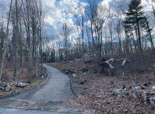 69 Phillips Rd, Lisbon, CT 06351