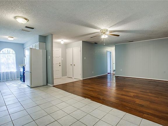 5th image of 1607 S Lakeview Cir