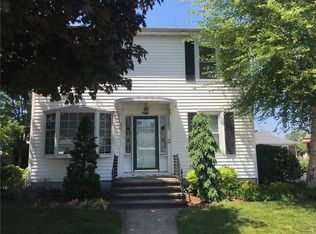 11 Knollwood Ave, Cranston, RI 02910