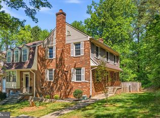 3979 Burning Bush Ct, Fairfax, VA 22033