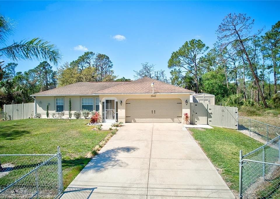 1st image of 5943 Trumpet St