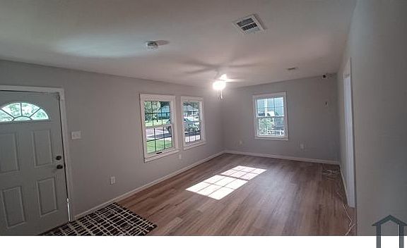 2nd image of 655 E Gill St