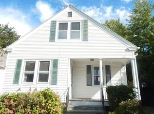 11 Webb St, Providence, RI 02908