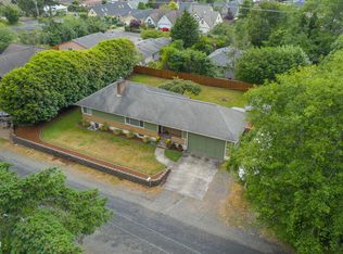 951 NE Grant St, Newport, OR 97365