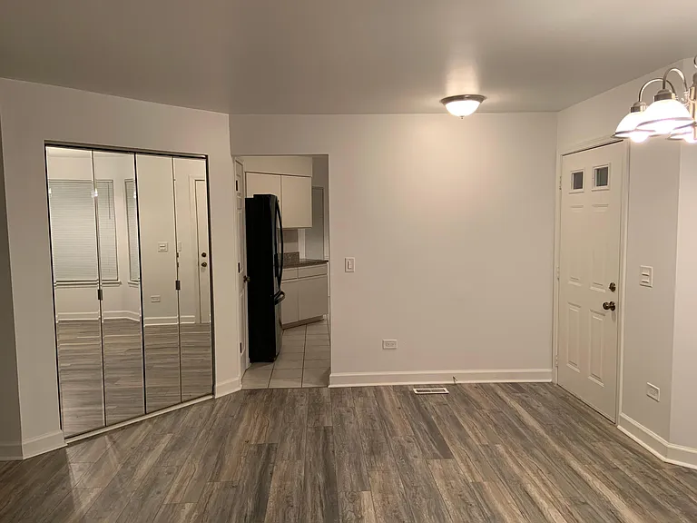 2213 Camden Ln — Photo 15