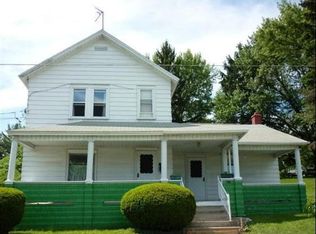 201 5th St, Mayfield, PA 18433