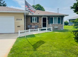 2113 C St, Cozad, NE 69130