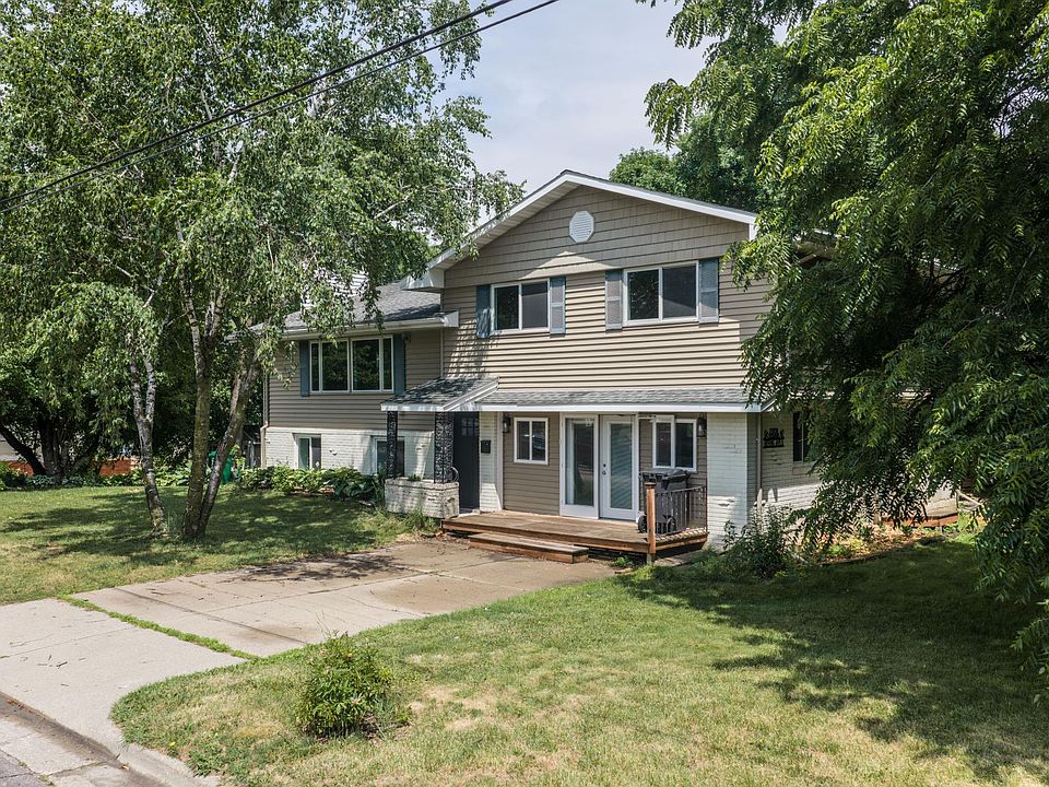 1st image of 4858 Irving Ave S