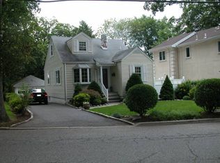 248 Jefferson Ave, Tenafly, NJ 07670