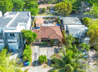 Pomelo Park, Miami, FL 33133