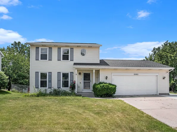 2502 Thorn Creek St SE, Kentwood, MI 49508