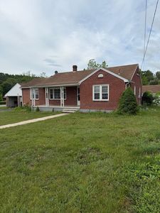 56 N Church St, Craigsville, VA, 24430