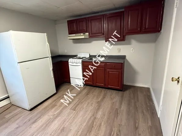 565 W Main St, Plymouth, PA