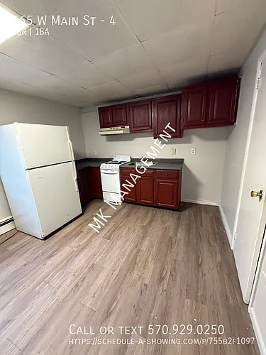 565 W Main St #4 Photo 1
