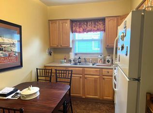 19640 49th Ave FLOOR 2, Fresh Meadows, NY 11365