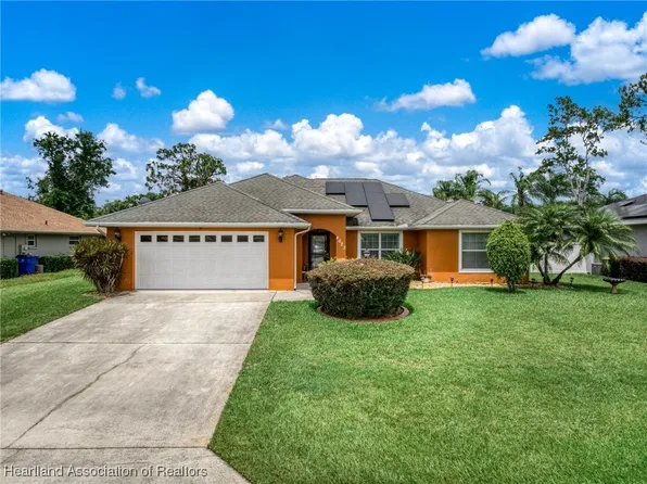 4023 Santa Barbara Dr, Sebring, FL 33875