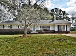 1718 Fairfield Dr, Gastonia, NC 28054