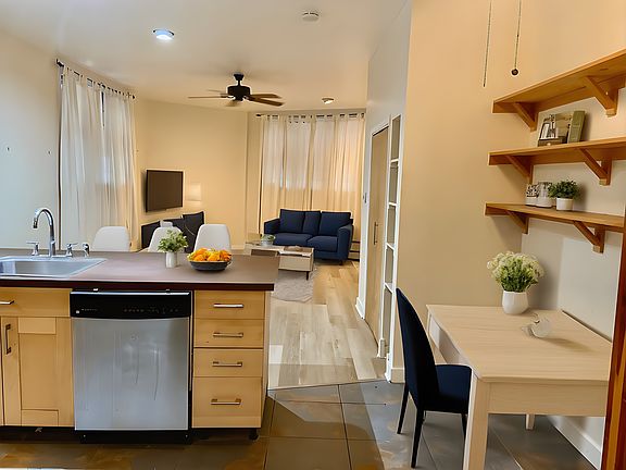 2nd image of 1028 E Passyunk Ave #1